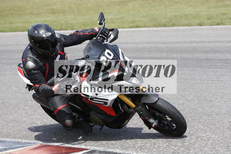 /27 12.06.2025 Ducati Schweiz Trackday Warmup  ADR/gruen-vert/20